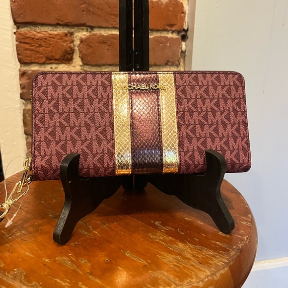 NWT Michael Kors Large Jet Set Wallet/Wristlet/Clutch Ox Blood Rogue Sombre MK - Picture 1 of 16